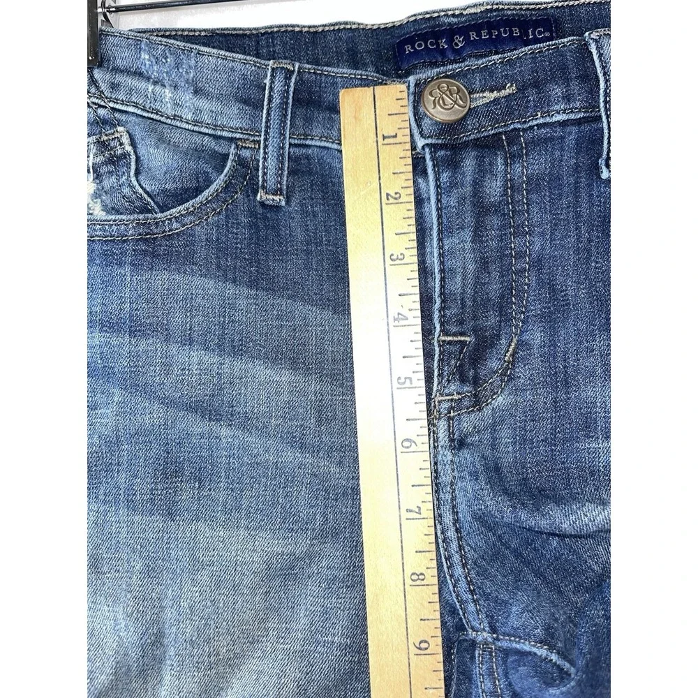 Rock Republic Bumpershoot Distressed Studded  Jean‎ Shorts Womens 6